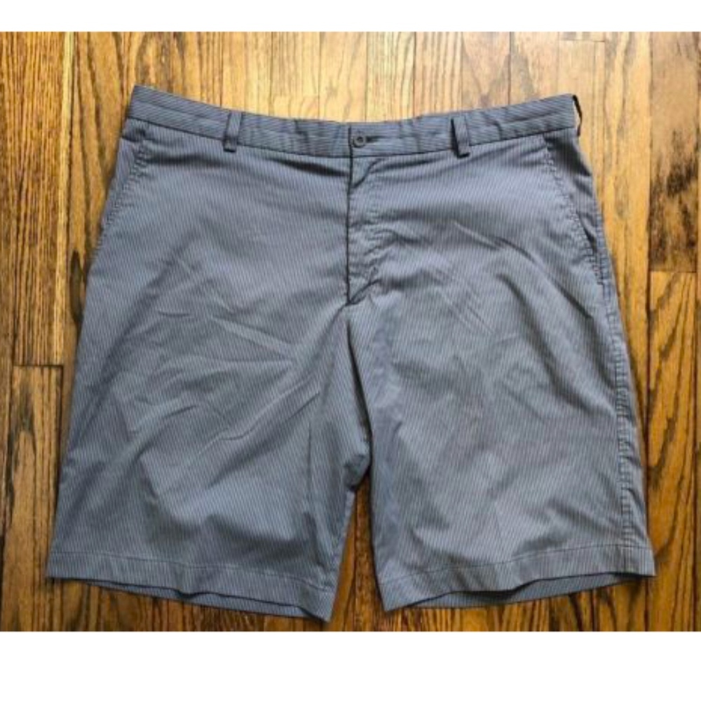 Nike Golf Mens Flat Front Shorts Size 40